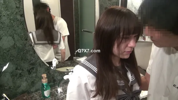 FC2-PPV-4660052 [無修正]川●奈似・ドМな制服美女[編]かわいいお口にオジサンちんぽ捻じ込みイラマで口内射中出～超敏感おまんこをバイブとチンポで激イカせ大量中出しセックス!!