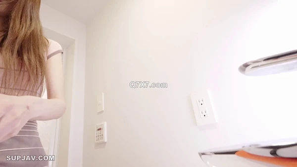 FC2-PPV-4649470 色白美人スレンダーの手つきエロすぎメンエス嬢。生膣のぬくもり感じる凄テクマッサージにおじさん暴走。極細ボディに鬼ピストン。大量射精。[無・中出]
