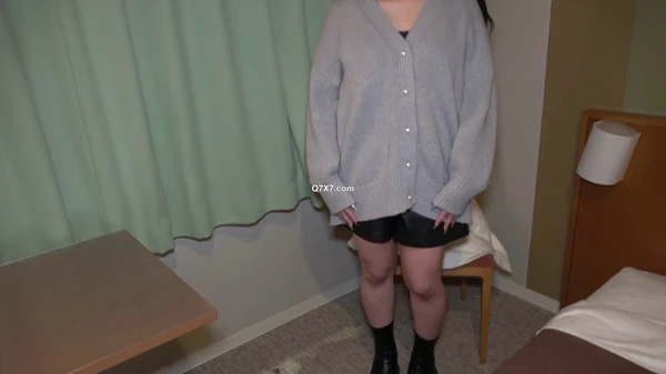 FC2-PPV-4655527 [顔出し][ハメ撮り][中出し]出産後の弛んだ腹もリアルな人妻。バック潮吹きで売られたことを忘れて気持ちよくよがってしまう1児のハハ。
