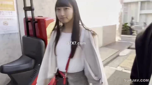 [HD 1080p] FC2-PPV-4626433 第三期！大热单曲，与超可爱美女的卡拉OK约会♡现场演唱的可爱感让你震撼不已！接下来是连续两次中出！ [禁止中出]