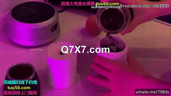 12月新品推特性瘾情侣，身高177顶级大长腿，反差母狗svj798ds订阅，唯美制服造爱，原版2K画质