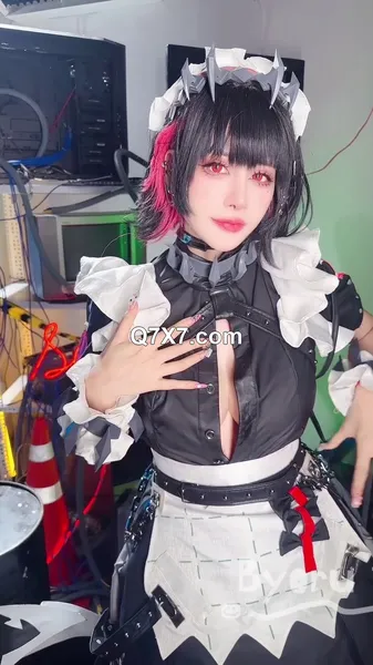 Byoru 4K Cosplay Ellen Joe Bitch Maid Stripping and Giving The Finger