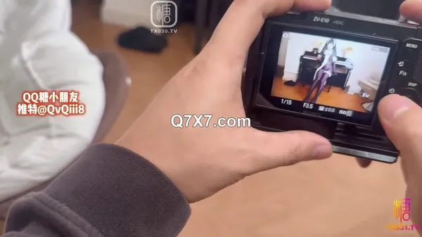软萌甜美00后可爱萌妹[QQ糖小朋友]cos黑丝袜修女 洛丽塔少女的制服诱惑，超可爱白虎美穴被大屌长驱直入插爆