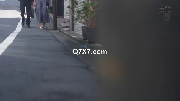 [HD/720p] JUR-272 寝取らせ串刺し輪● 愛する妻を深奥まで犯し尽くして下さい―。 上羽絢