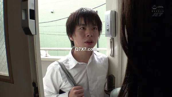 [FHD] NGOD-260 友達の母親 男日照りで発情するシングルマザーの性の事情に興奮してしまい… 藍芽みずき