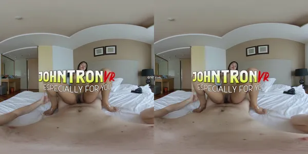 JohnTron VR - ベル - ピンクの完璧な女性は激しいファックを必要としています 2880p
