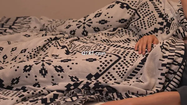 [FHD] JUNY-153 抵抗する彼女の爆乳母に中出しし続けて3日目…若い僕のチ○ポに跨り狂ったように自ら腰を振りだした 武田怜香
