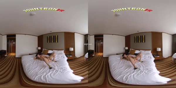 JohnTron VR - SexLikeReal - ミナ - 淫乱な老バー熟女がアナルとハードを懇願 2880p