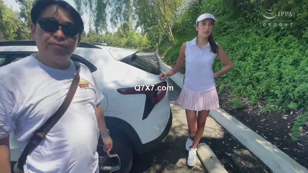 [HD 1080p] HIKR-220 洛杉矶高尔夫球场偶遇的10头美女模特和5头老男人，意外中出性爱！ ？咏叹调 (25)
