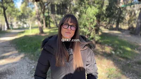JacquieEtMichelTV - Lady 37 wanted more people to watch her 2025.02.05 1080p