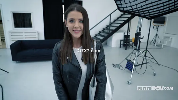 PetitePOV 21 11 17 Sybil Impromtu Model XXX 1080p MP4-WRB [XC]