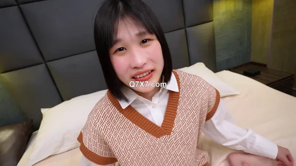 040325_01-10MU 天然むすめ 地下アイドルの枕営業で大量潮吹き