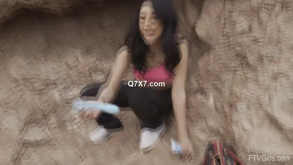 FTVGirls 25 03 29 Sasha Reign Teasing Around Town XXX 1080p MP4-NBQ [XC]