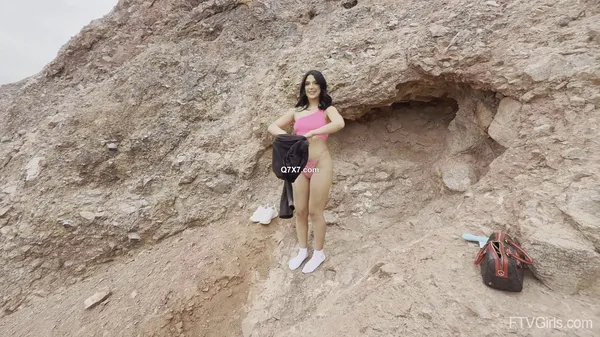 FTVGirls 25 03 29 Sasha Reign Teasing Around Town XXX 2160p MP4-NBQ [XC]
