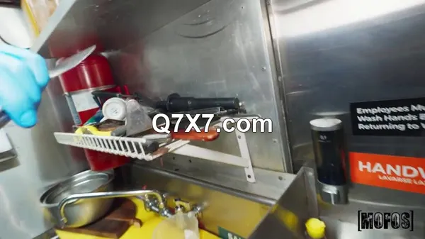 HesGotRizz 25 03 08 Red Eviee Wants His Burrito XXX 480p MP4-XXX [XC]