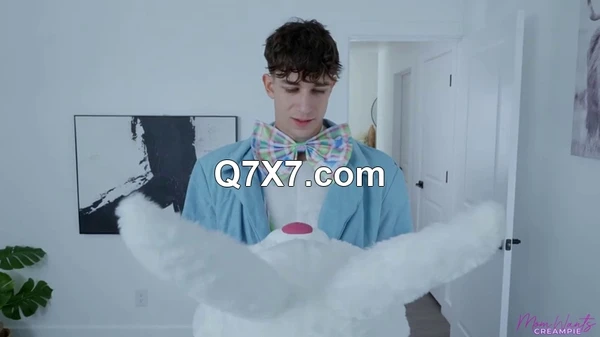 MomWantsCreampie 25 04 02 Taylor Vixxen Banging The Easter Bunny XXX 480p MP4-HEVC