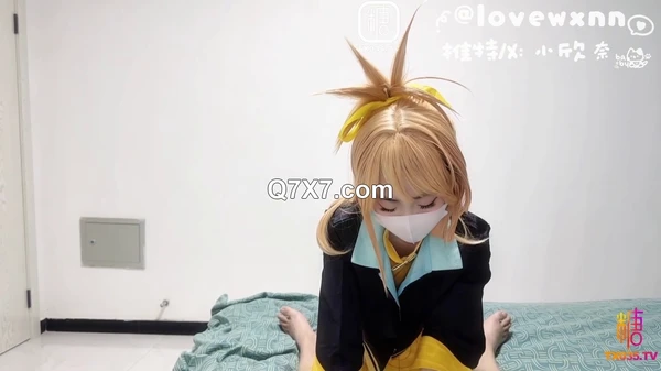 [720p]糖心Vlog-小心奈-纪小曼小穴玩弄纯情女学生妹并伺候中出