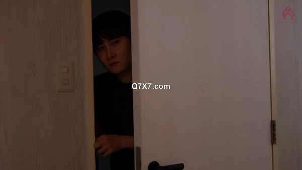 [FHD] HEZ-764 「母親を興奮させてどうするの？」母が！？息子が！？欲情に堕ちるとき～母子相×の物語～