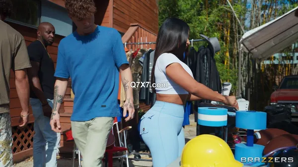 BrazzersExxtra 25 02 10 Brandy Salazar Sweet Deal An Intense Yard Sale Dickdown XXX 1080p MP4-WRB [XC]