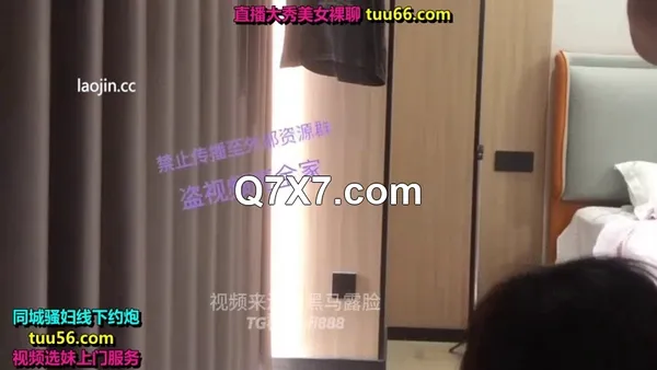 真实约妹合集，杭州大一眼镜反差婊，嫌弃男友是书呆子，一点都不懂她，完美露脸，窗前猛草高潮阵阵
