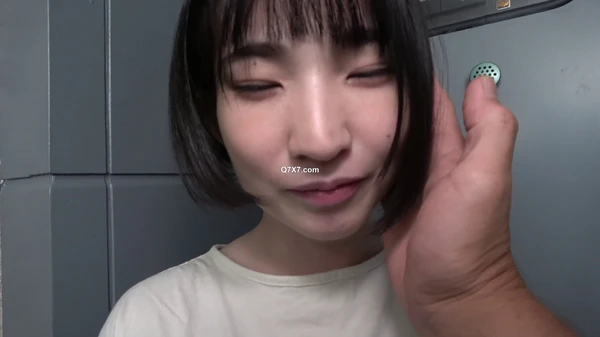 FC2-PPV-4512033 個撮[おねだり顔射24]夢追う劇団**[個性が光る！黒髪色白美人]愛らしい微笑みでねっとりご奉仕フェラ[大量ザーメン顔射]