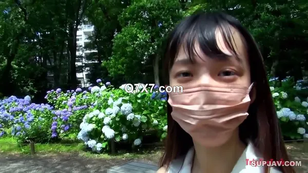 [HD/720p] FC2PPV 4516449 「おっぱい揉まれるのは浮気じゃない」という細身巨乳ちゃん！すらっとしたスレンダーなモデル体型なのに素晴らしい天然おぱーい