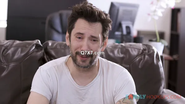 FamilyHookups 24 08 16 Kyler Quinn XXX 1080p MP4-WRB [XC]