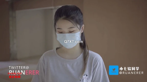 被猥琐房东盯上的清纯学生妹“小七软”同学无奈以小嫩B来抵半个月的房租