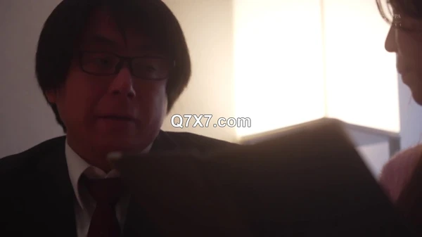 [HD/720p] APNS-372 「あなた見ないで…」 悲劇の寝取られ… 自宅風俗で借金返済…夫の傍で客に中出しされる毎日… そして絶望の快楽へ 罠に堕とされた美人妻 月乃ひな