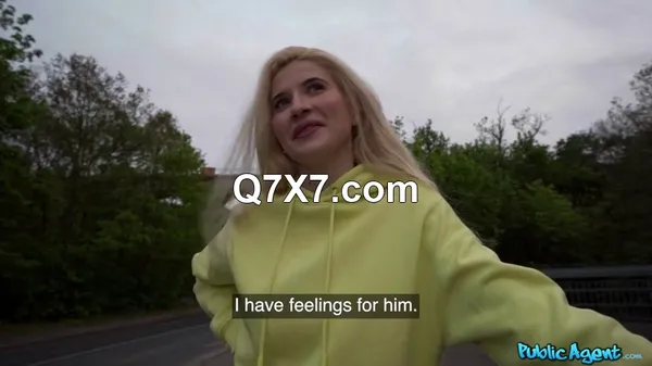 PublicAgent 24 08 04 Vanessa Hillz XXX 480p MP4-XXX [XC]