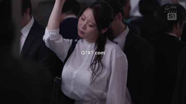 [1080p]SONE-508 混み合った終電― 酔って緩い感じのOL― 偶然に触れたKカップ― もう我慢できずにメチャクチャ痴●しまくったら…まさかの俺のテクの虜に。 みなみ羽琉