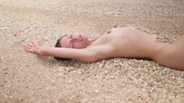 Hegre 24 08 02 Ivan And Olli Forbidden Pleasures By The Sea XXX 2160p MP4-WRB [XC]
