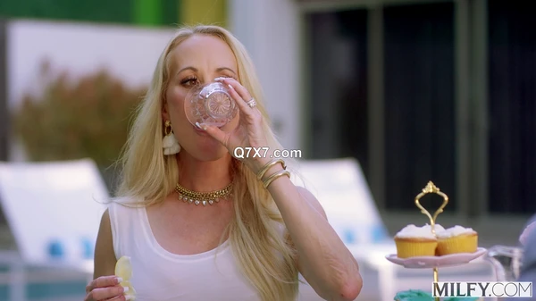 Milfy 23 08 09 Brandi Love XXX 1080p MP4-NBQ [XC]
