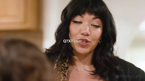 MommysGirl.24.07.20.Leana.Lovings.And.Little.Puck.XXX.1080p.MP4-WRB[XvX]