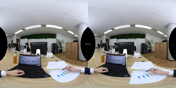 [8KVR] SAVR-416 [VR]人材育成課のお仕事 上下?前後?左右から絡みつき、仕事が出来ない社員を何度も射精と昇進をさせてきた短期育成コース