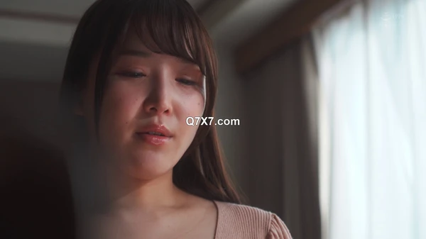 [FHD] APNS-347 「あなた見ないで…」 悲劇の寝取られ巨乳若妻 自宅風俗で借金返済…夫の傍で客に中出しされる毎日… そして絶望の快楽へ 罠に堕とされた美已婚妇女 美波汐里