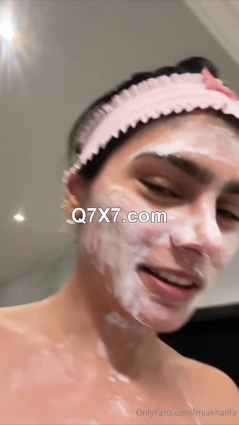 [OnlyFans] Mia Khalifa - Shower Full Topless - 4.21.24