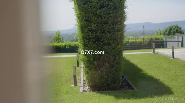 AssholeFever 24 07 13 Marie Berger Realtors Extended Tour XXX 1080p MP4-VSEX [XC]