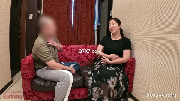 FC2-PPV-4666495 [無修正ｘ個人撮影]本当に国籍の為？快楽に溺れたマレーシア人主婦が、気持ち良い事を求めてやってくる…感度、淫乱度アップで激しくイキまくる外国人妻！