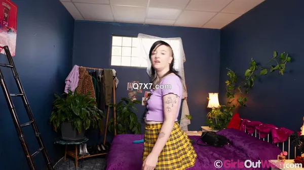 GirlsOutWest 25 04 11 Max Lavigne Turn It Up XXX 1080p MP4-WRB [XC]