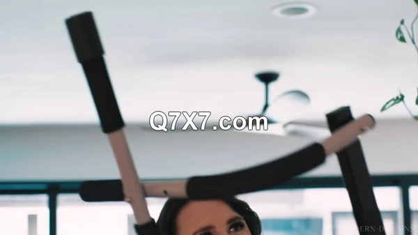 ModernDaySins 24 07 07 Liz Jordan Pulling Up To Get Down XXX 480p MP4-XXX [XC]