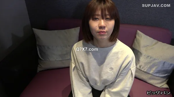 FC2-PPV-4477353 [個人撮影]顔出し「りん22歳」美乳・美尻　やりたい放題超デカチン３Ｐ！！可愛く綺麗なお顔に大量顔射でザーメンまみれにしてきました（笑）