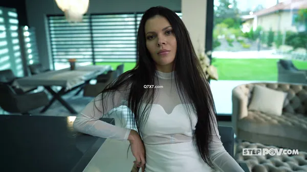 StepPOV 21 06 01 Verona Sky How Does A Step Mom Love XXX 2160p MP4-WRB [XC]