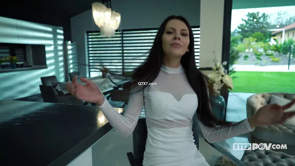 StepPOV 21 06 01 Verona Sky How Does A Step Mom Love XXX 2160p MP4-WRB [XC]