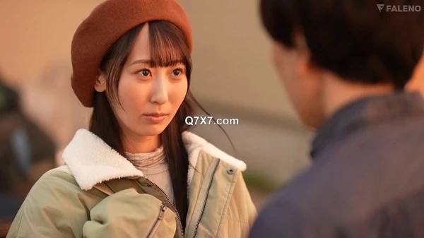 [FHD] FNS-005 バイト中に彼氏を嫉妬させ仕事中にガン突きSEX 声も出せない状況に興奮して連続イキするド変態ウェイトレス 山下紗和