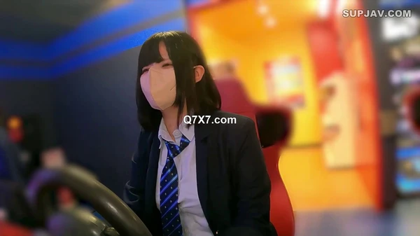 [HD 720p] FC2-PPV-4660514 [ドМ、Gカップ18歳]ローター散歩。のGカップ黒髪ボブのこ、肉便器扱いされてもイキまくってました [有]