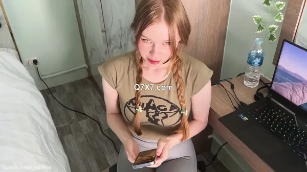 Fansly - Yuiwoo - I Made My Friends girlfriend suck and cum on Her Face To Keep Her secret 1080p