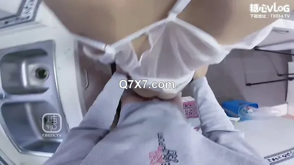 [家庭乱伦]Tame凛 - 跟怀孕的嫂子一起做饭，裸体围裙天天都操不腻后入无套内射满精液流出