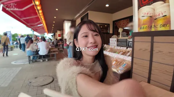 [HD 1080p] 300MIUM-1180 [停不下来的巨量潮吹]好漂亮的脸蛋！祝您身体健康！完美美人！租借网红 Emi-chan 作为你的女朋友！虽然看上去是冷酷的类型，但是性格却很好，开心大笑的样子看起来非常可爱！当我们几乎独自一人在温水游泳池时，Emi 突然吻了我！ ？他带她去了一家平时禁止进入的如家酒店，秘密情人性爱就此开始！ ！ “我不需要安全套，我更喜欢原始性行为。我通常都会这样做，但是......”今天，我要进行原始性行为。
