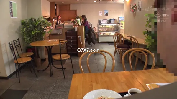 [1080p]NHDTB-930 カフェ娘連鎖痴●7 営業中の店内でイキ堕ちた言いなり店員を利用する数珠つなぎ痴●計画
